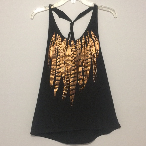 Fifth Sun Tops - 🌸Cute gold feather tank top 🌺